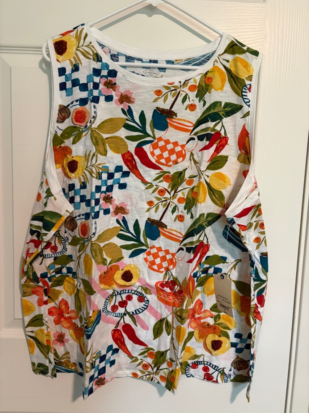 St. John's Bay White Multi-Color Fruit & Floral Tank Top NWT